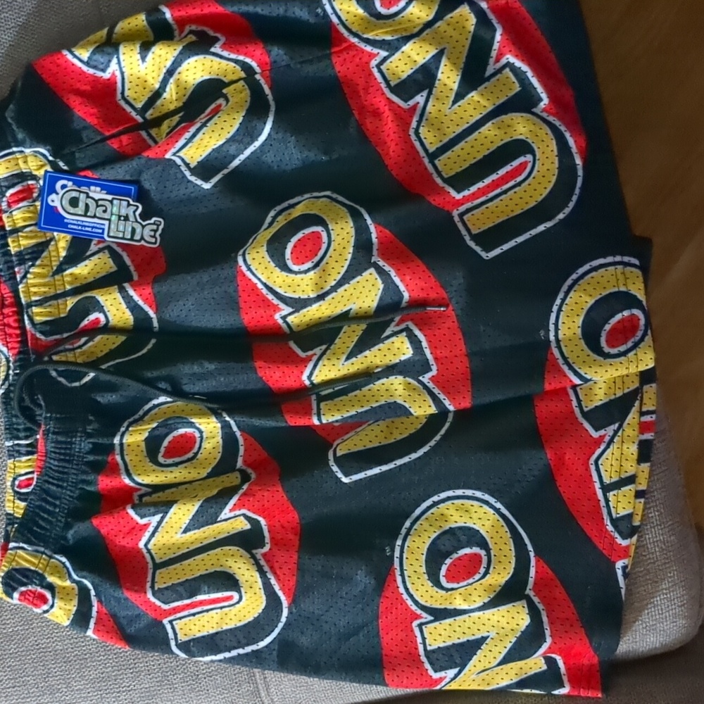 Uno shorts